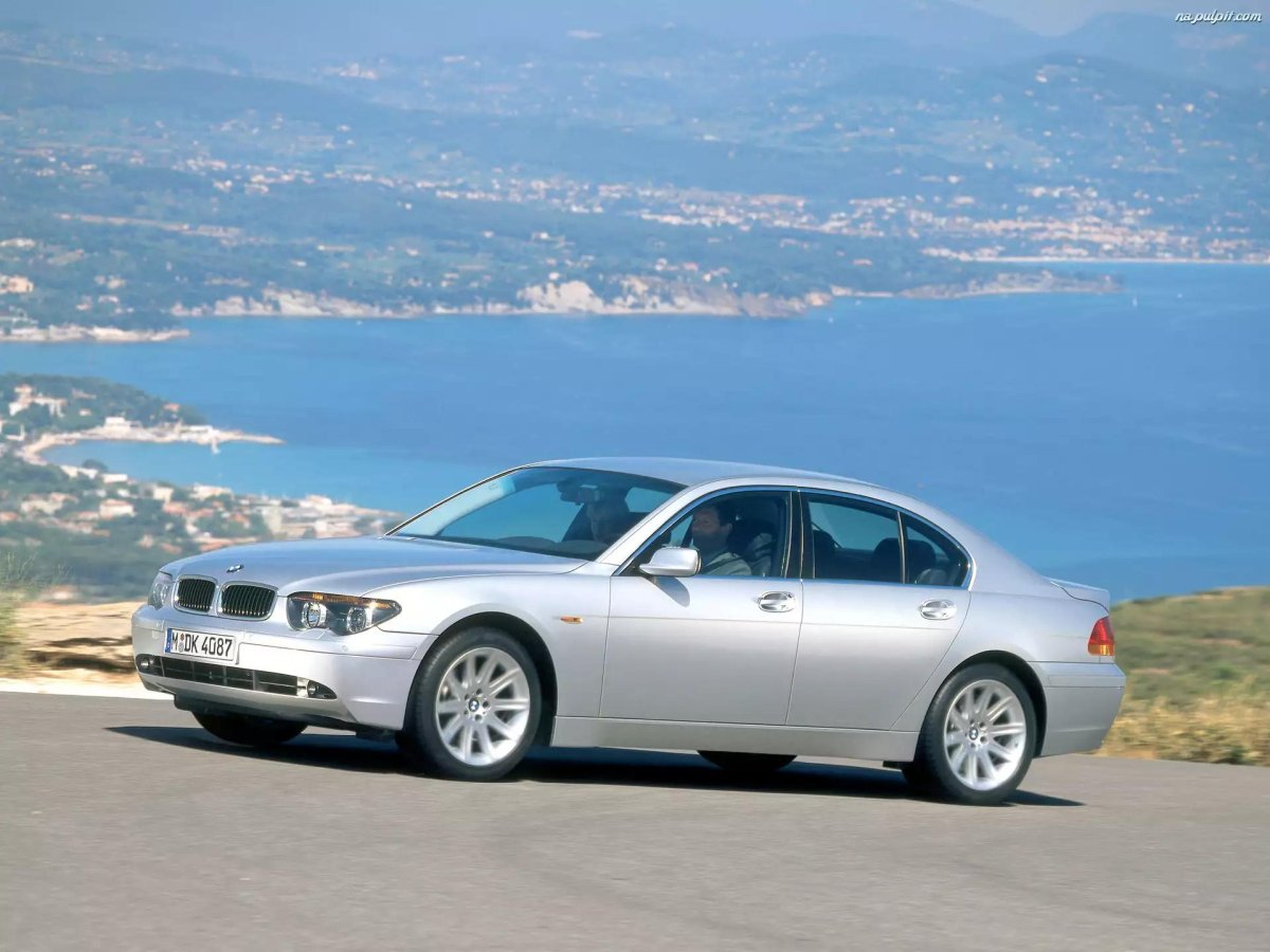 BMW 745i 2003