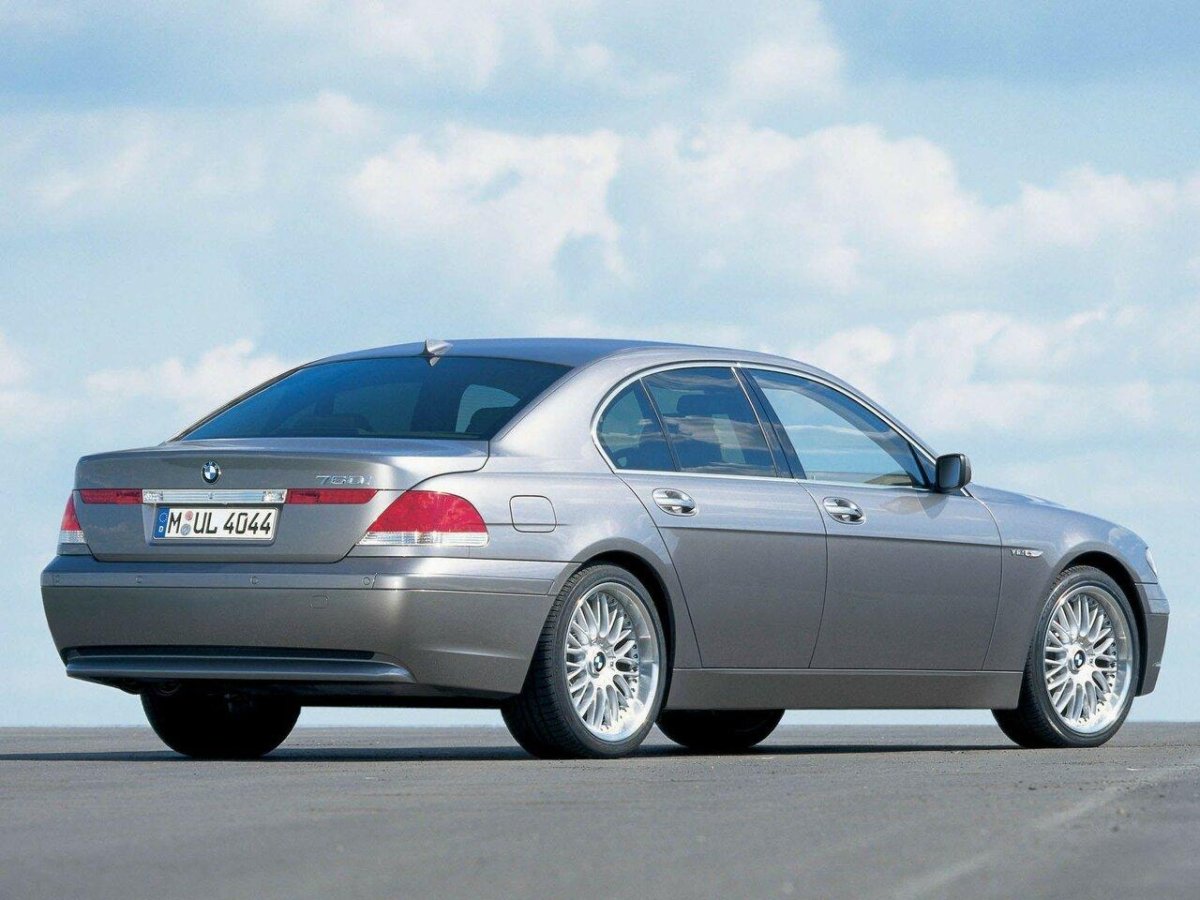 BMW e65