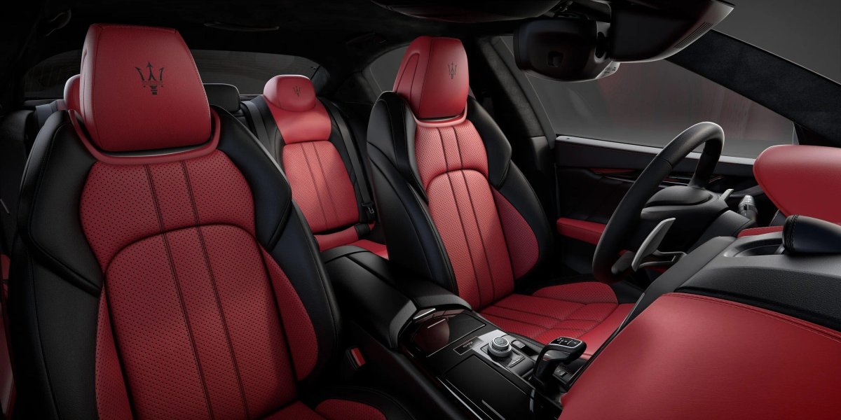 Maserati Ghibli 2018 салон