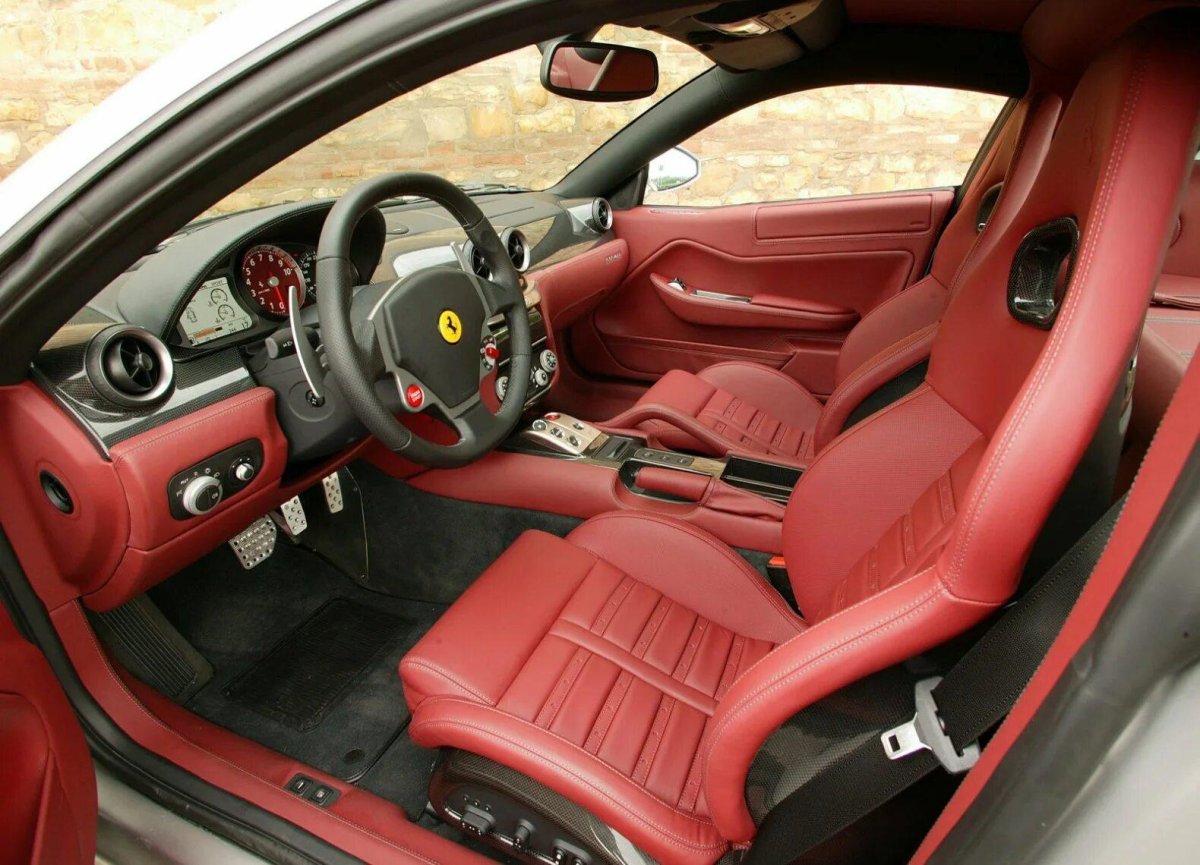 Машина Ferrari 599 GTB Fiorano
