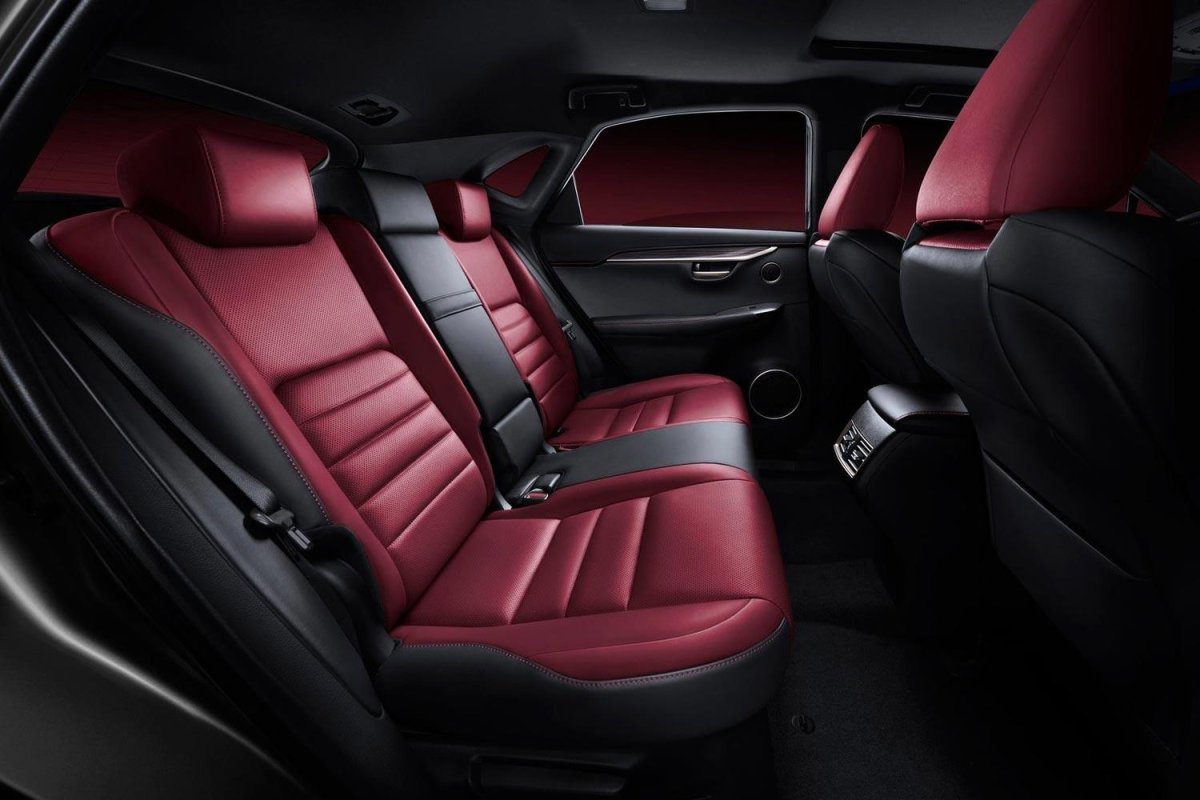 Lexus NX 200t f Sport салон