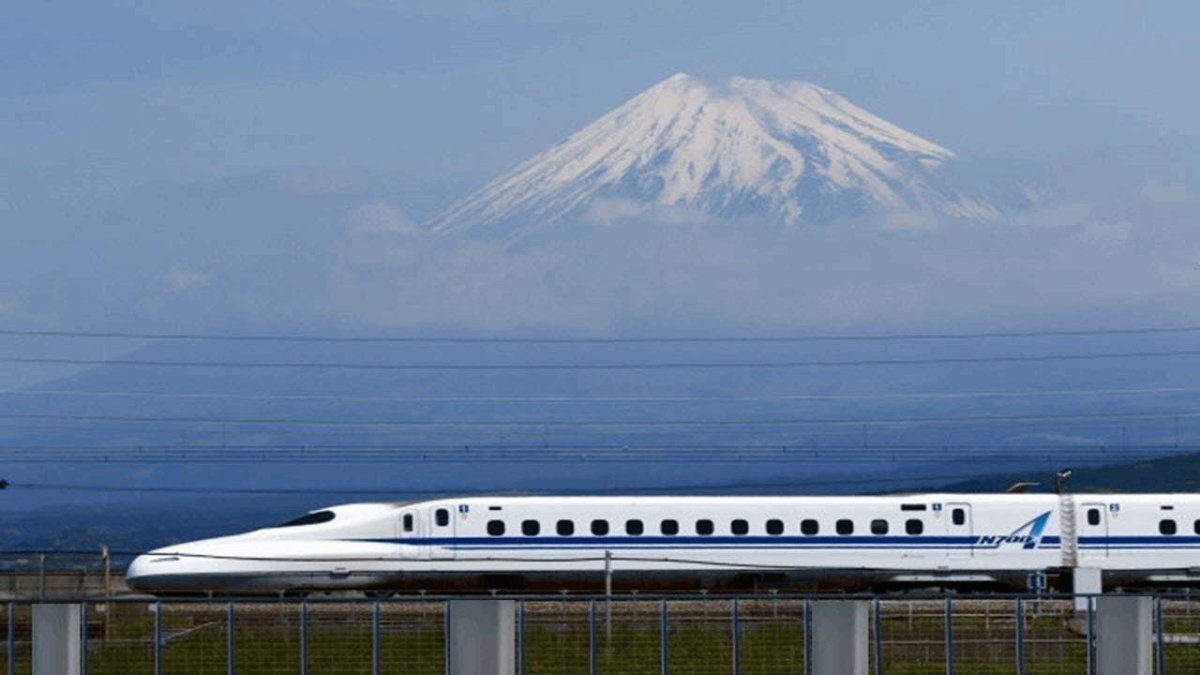 Поезд Токио Синкансен