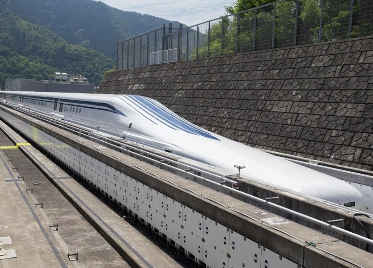 Маглев Япония