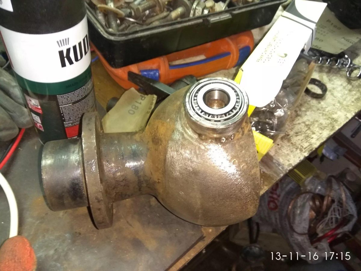 Шкворня на подшипниках УАЗ Буханка