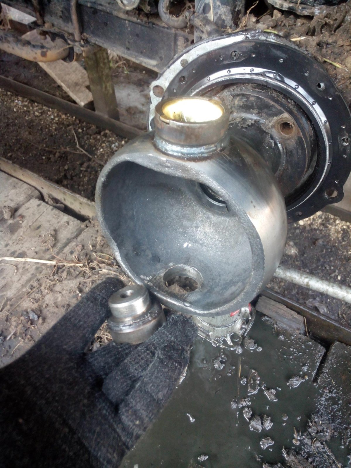 Передние шкворня УАЗ 3303