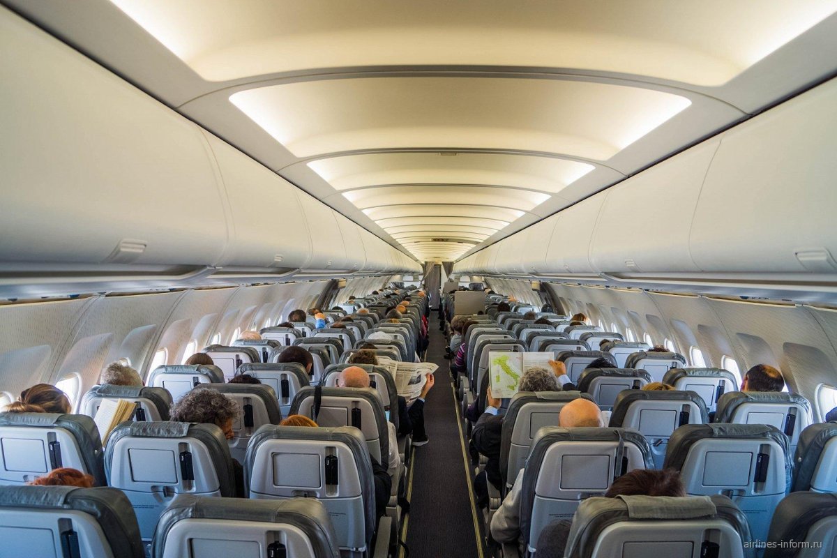 Airbus a321 салон