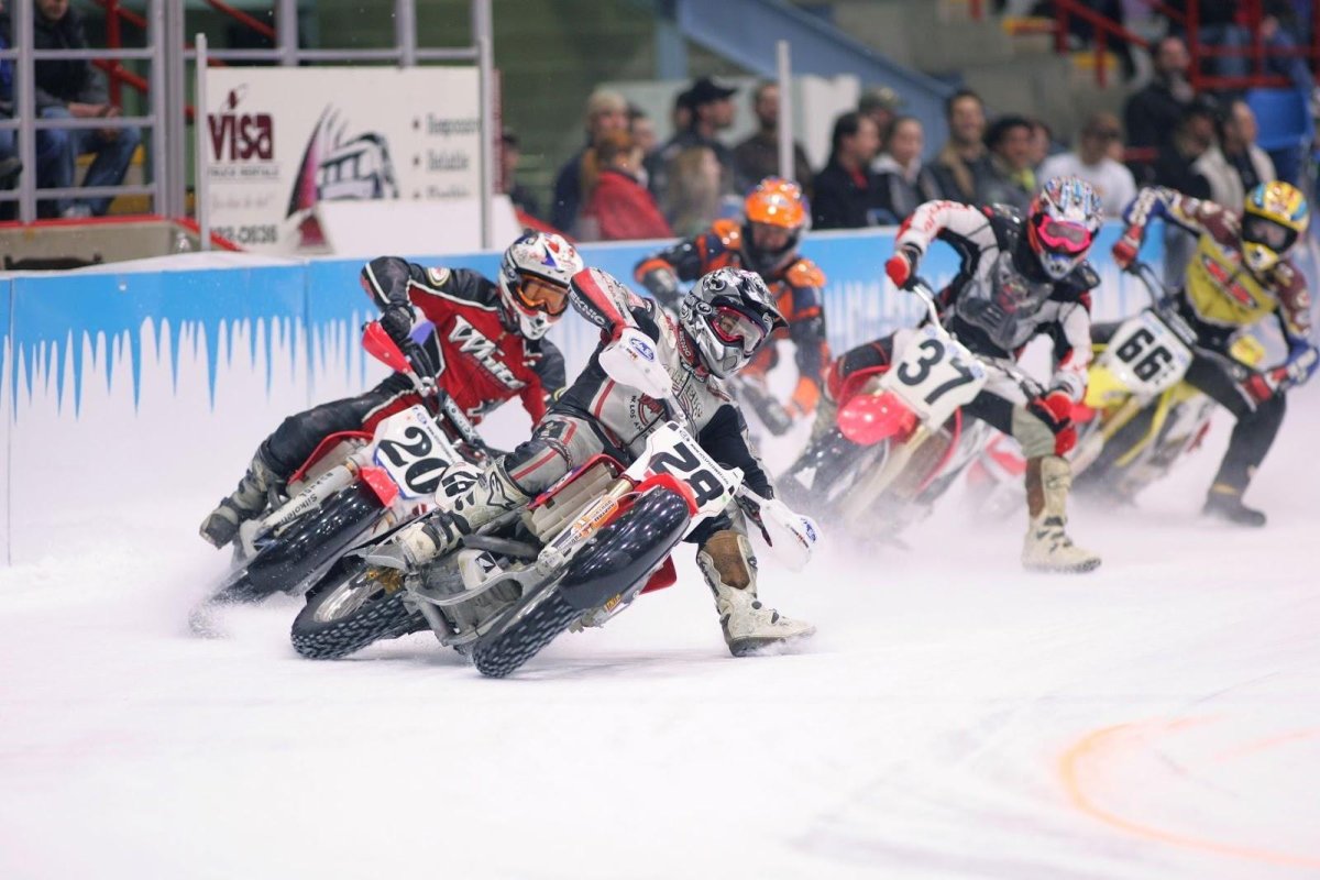 Турнир по мотогонкам