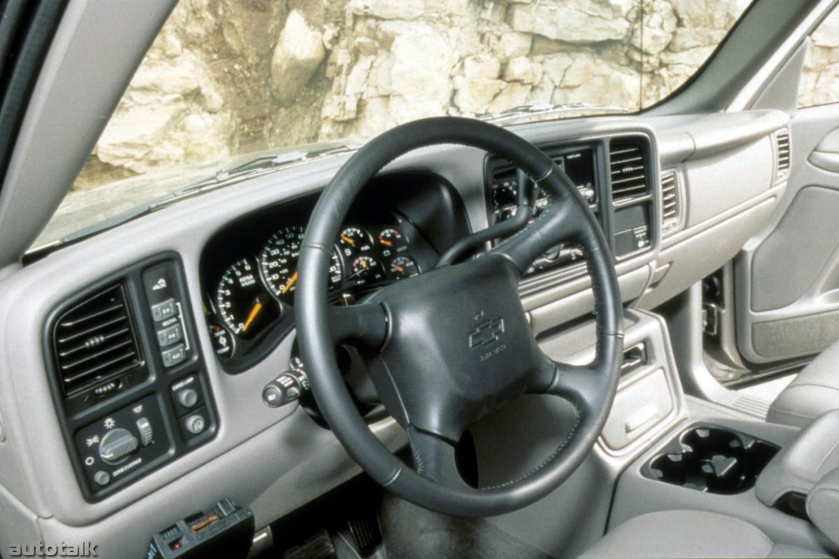 Chevrolet Avalanche 2002