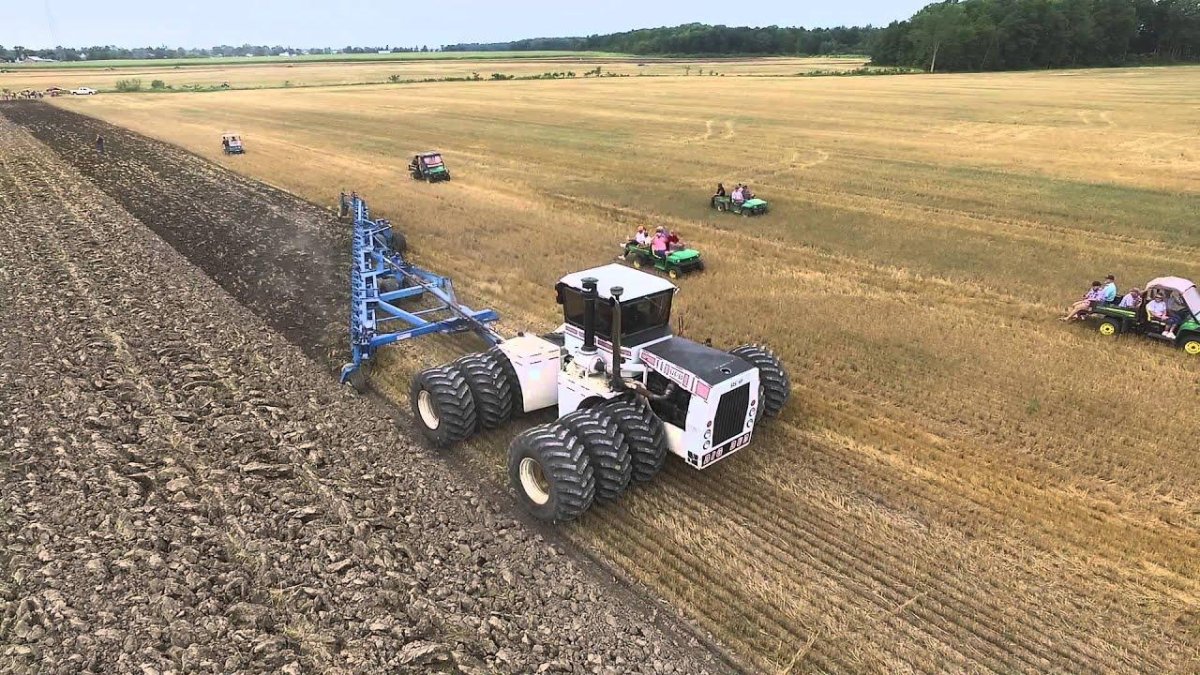 Трактор big Bud 16v-747