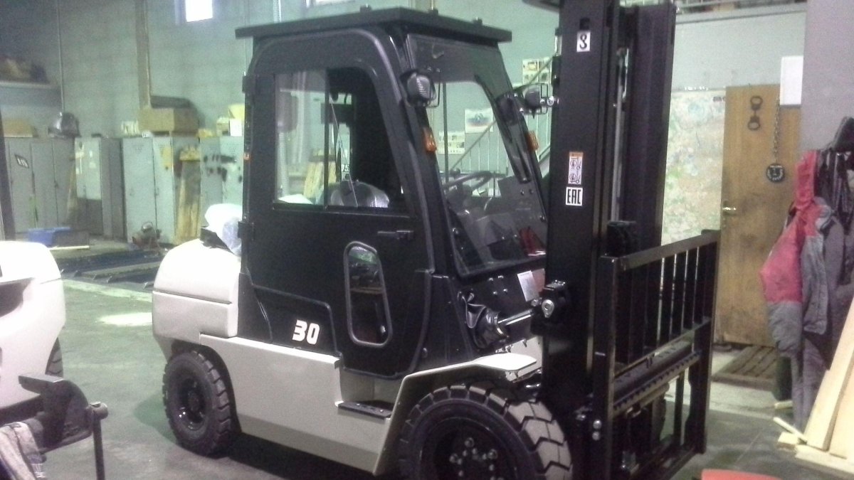 TFN cpcd30 с кабиной