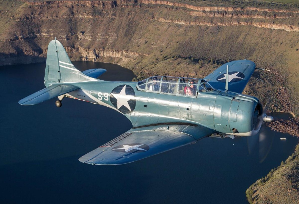 Самолет Дуглас SBD