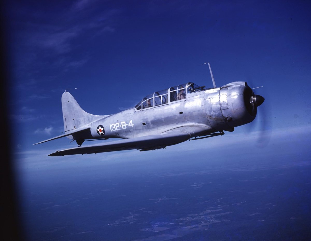 Douglas SBD-5 Dauntless