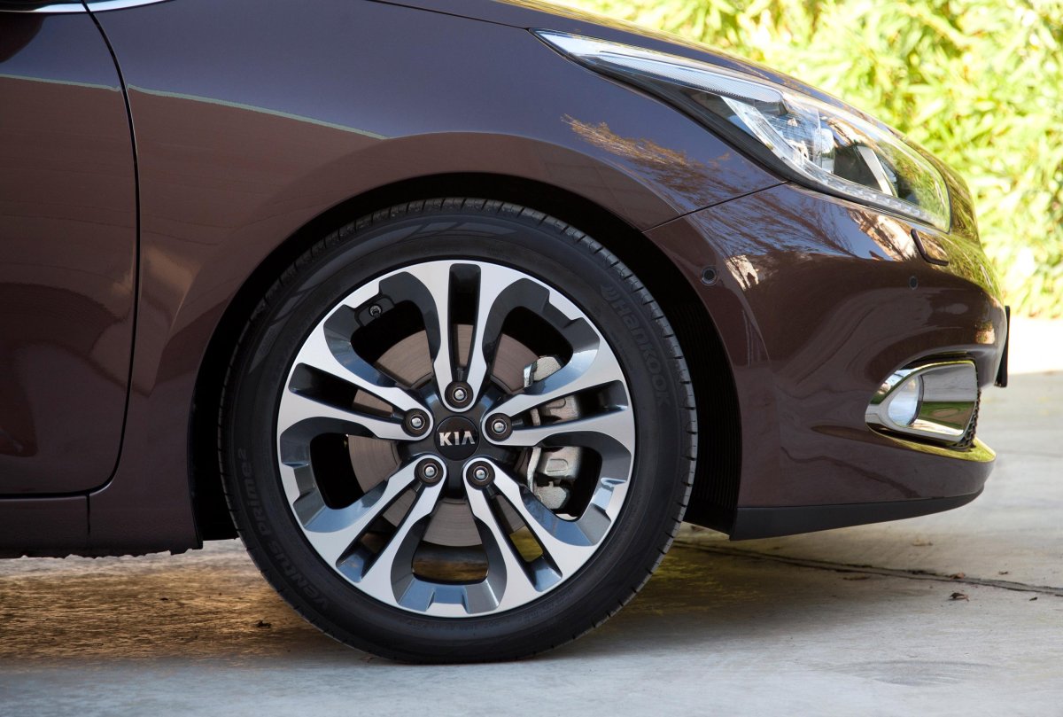 Киа СИД на 17 дисках