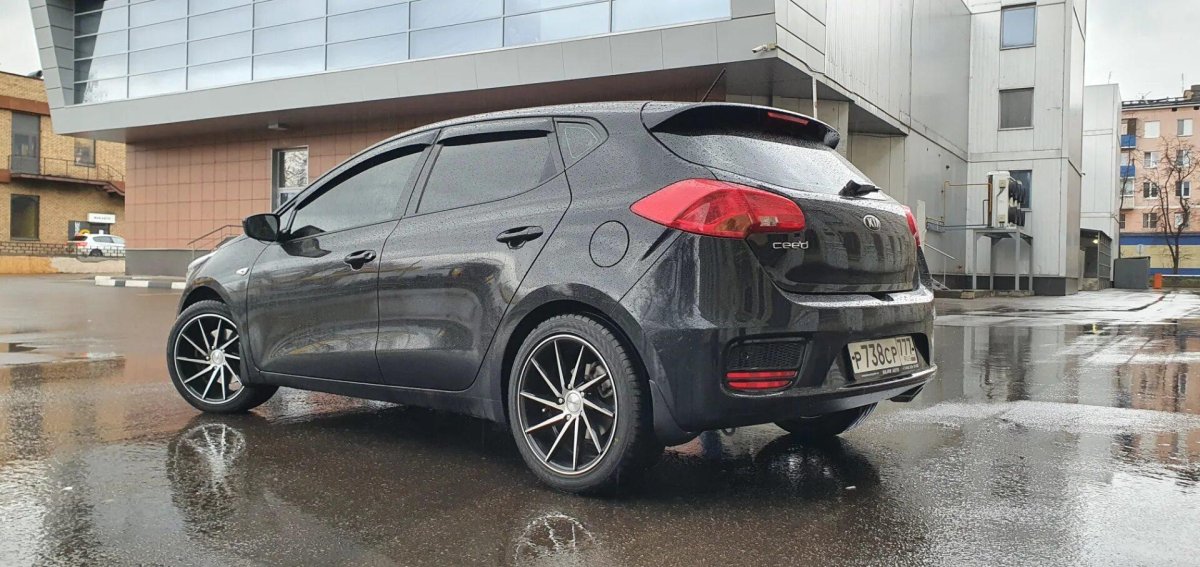Kia Ceed JD на 17 дисках