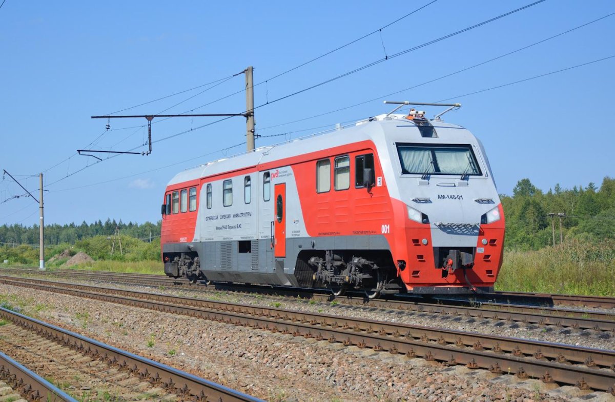 Локомотив Железнодорожный