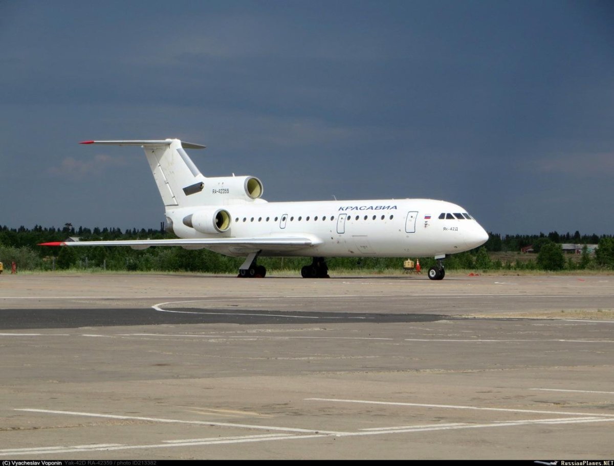 Як 42 КРАСАВИА