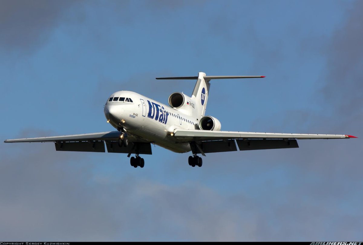 Як-42 пассажирский