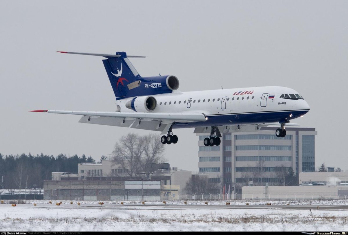 Як-42д Ижавиа