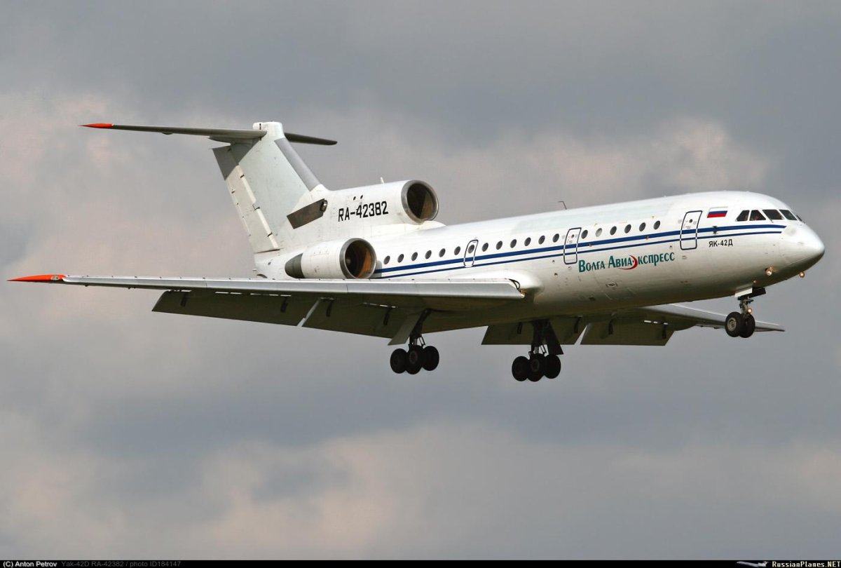 Самолет як 42 Ижавиа