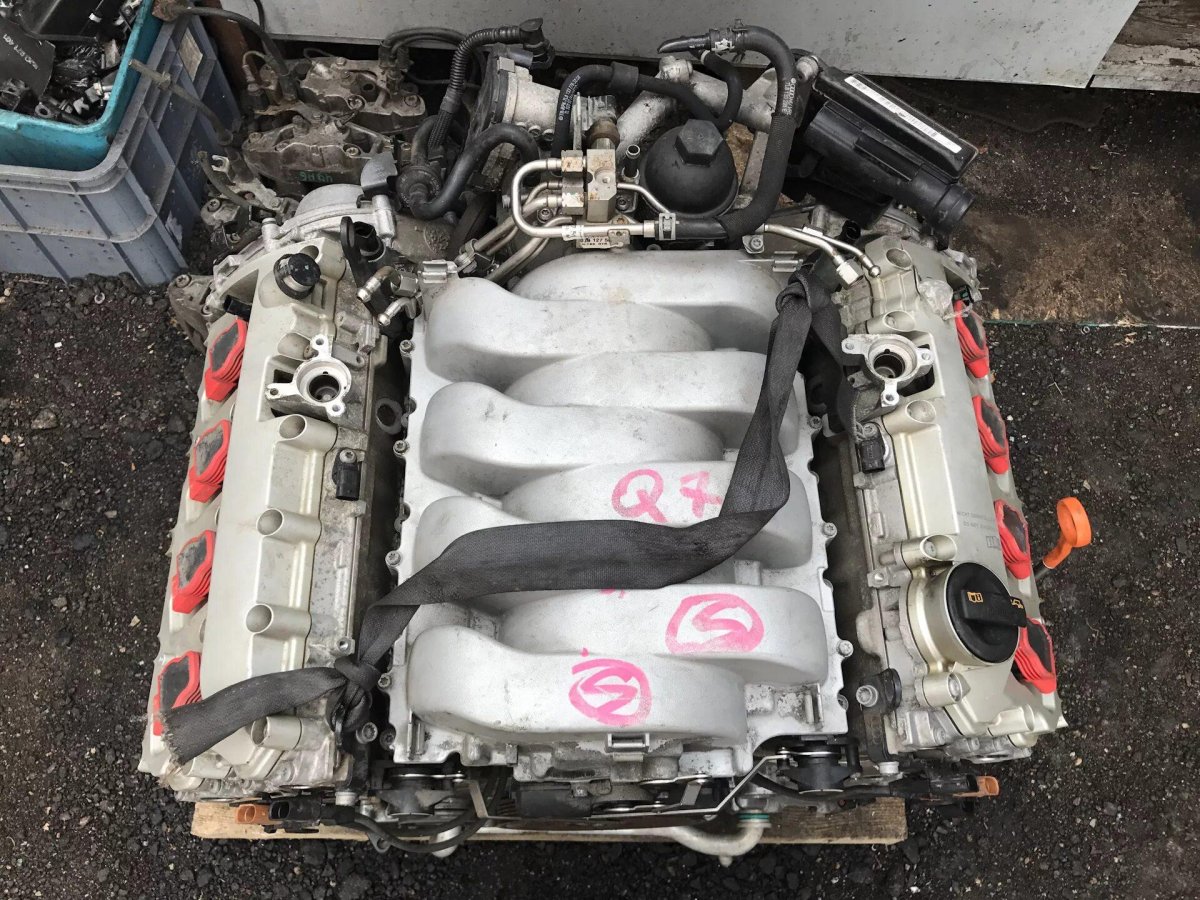 Мотор Ауди 4.2 FSI