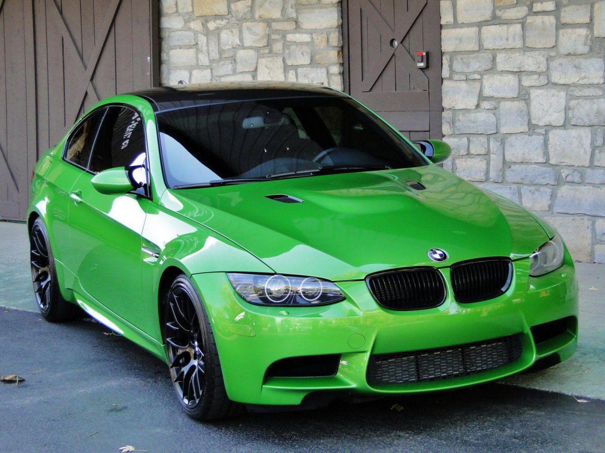 Зеленая BMW e92