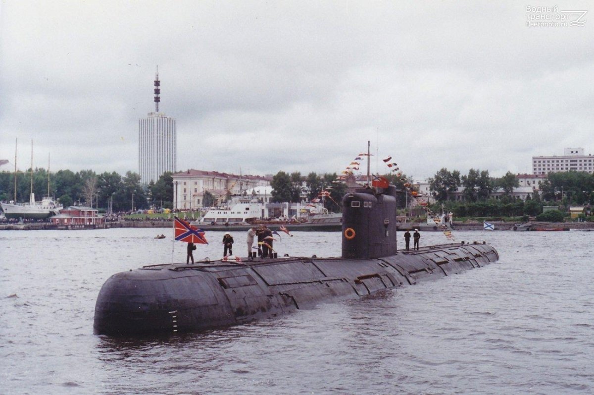 Подводная лодка сом 641б
