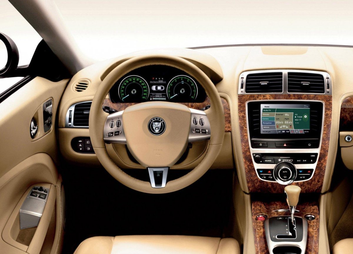 XK Jaguar 2007 салон