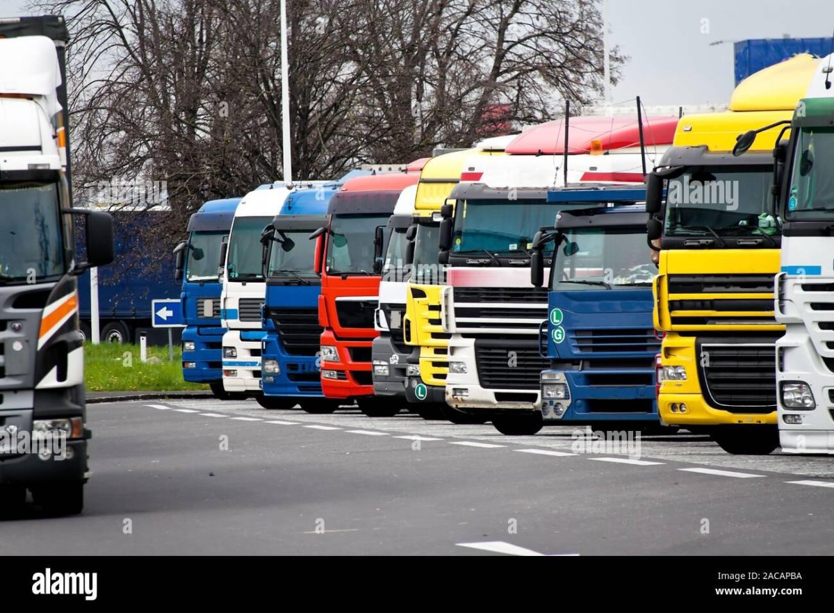 Автопарк грузовиков