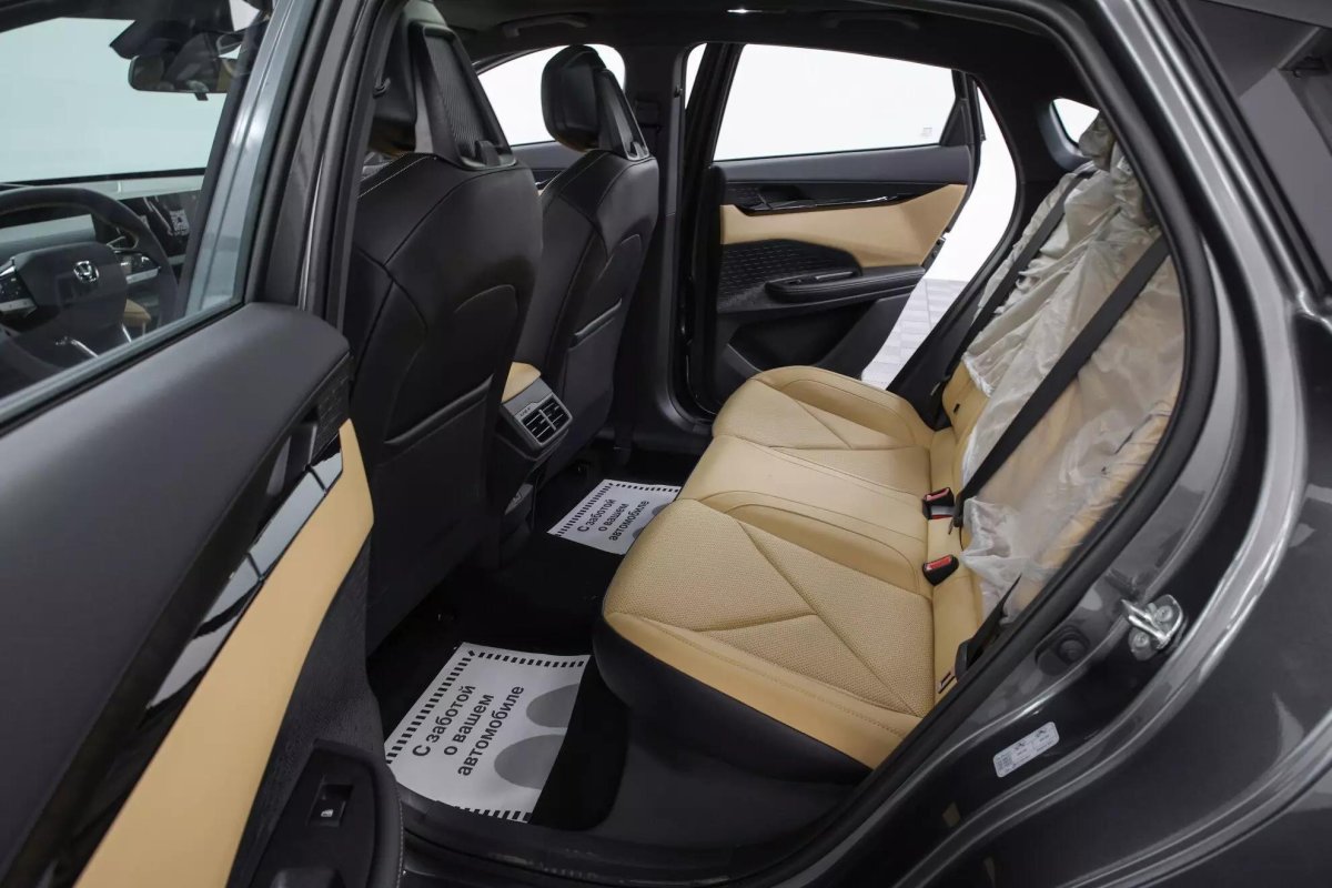 Чанган Uni v салон