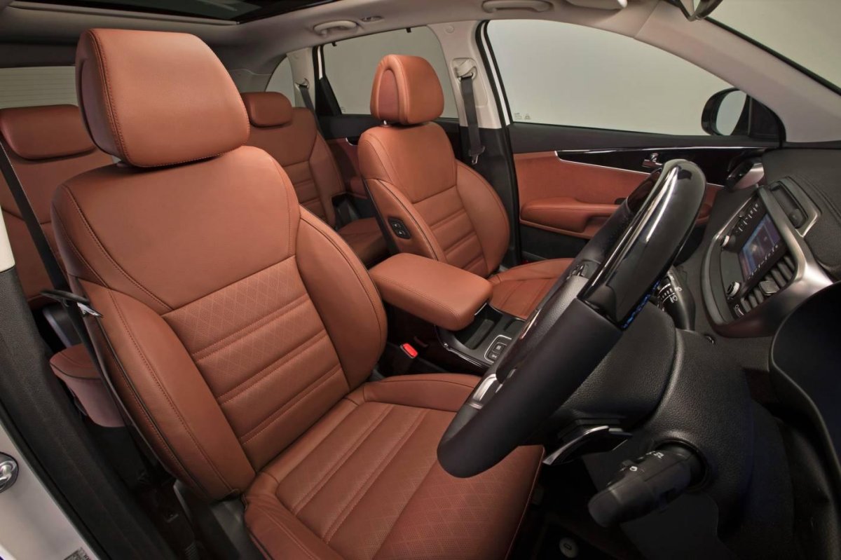 Киа Соренто Прайм рыжий салон