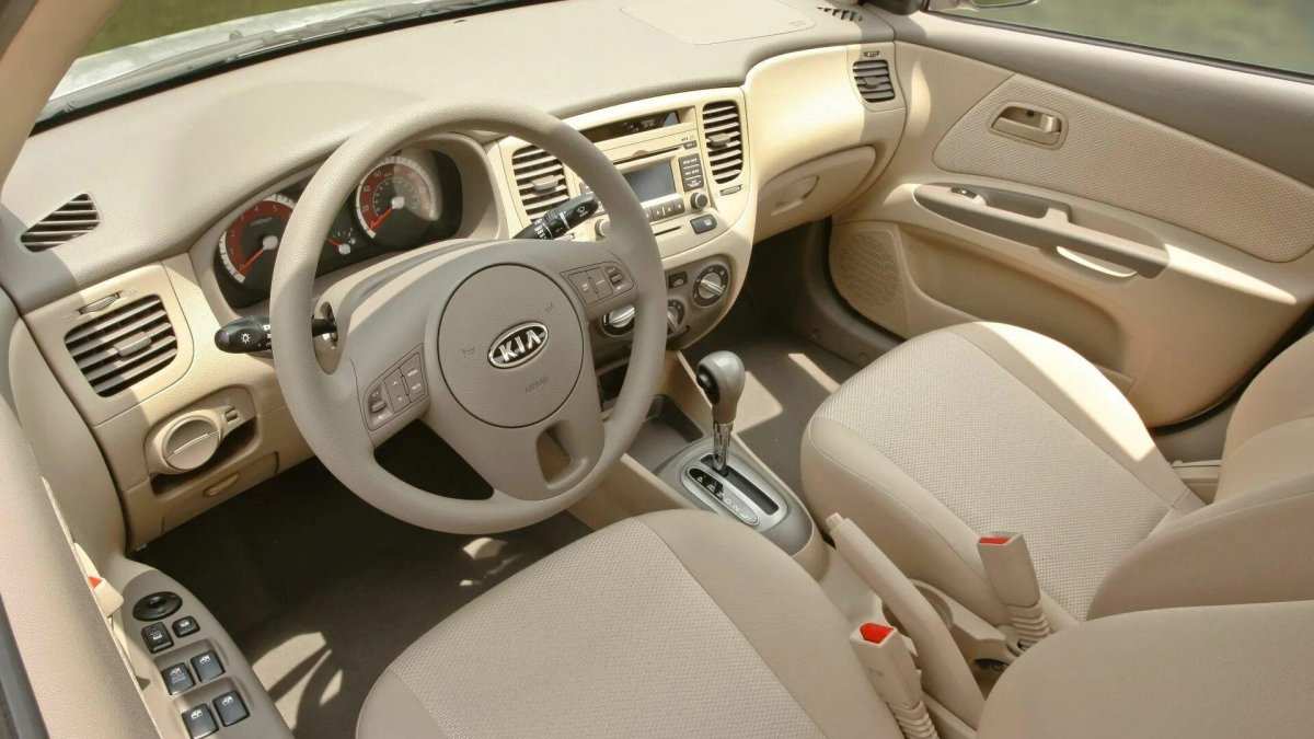 Kia Rio 2010 Interior