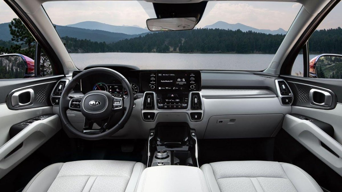 Кия Соренто 2022