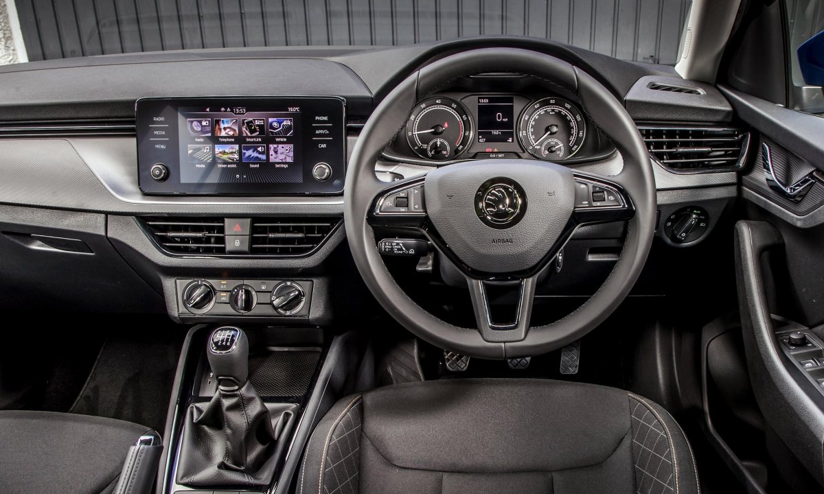 Шкода скала 2022