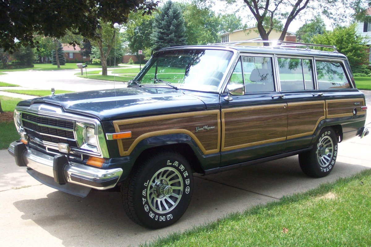 Jeep Cherokee Wagoneer