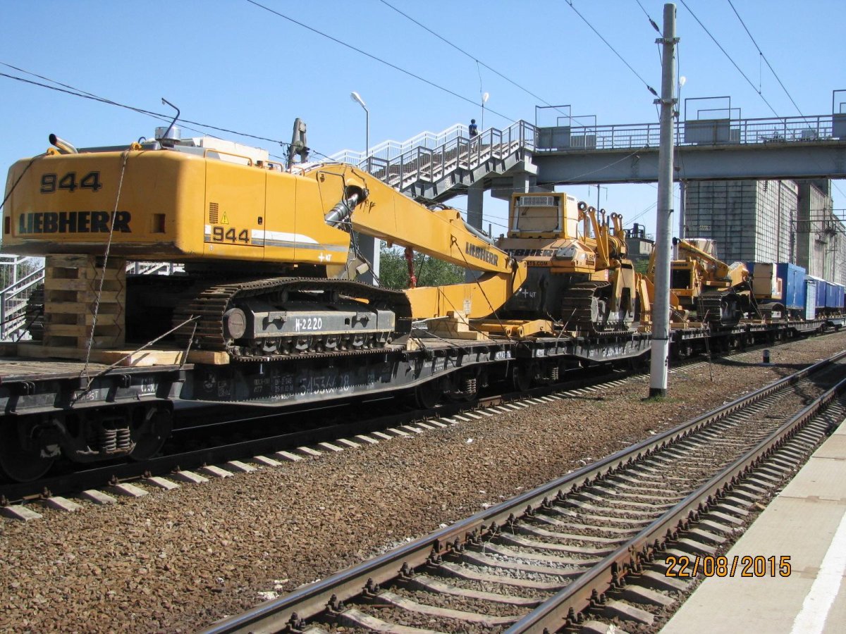 Sany 330 экскаватор