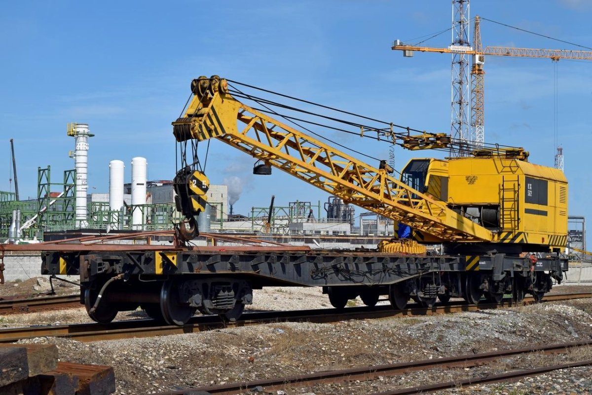 Ж/Д кран КЖ 562