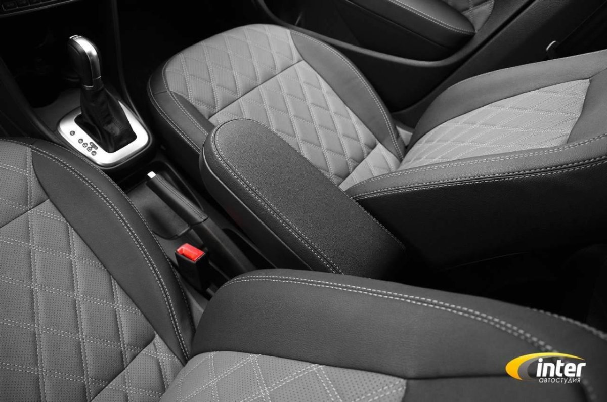 Чехлы VW Polo 2016