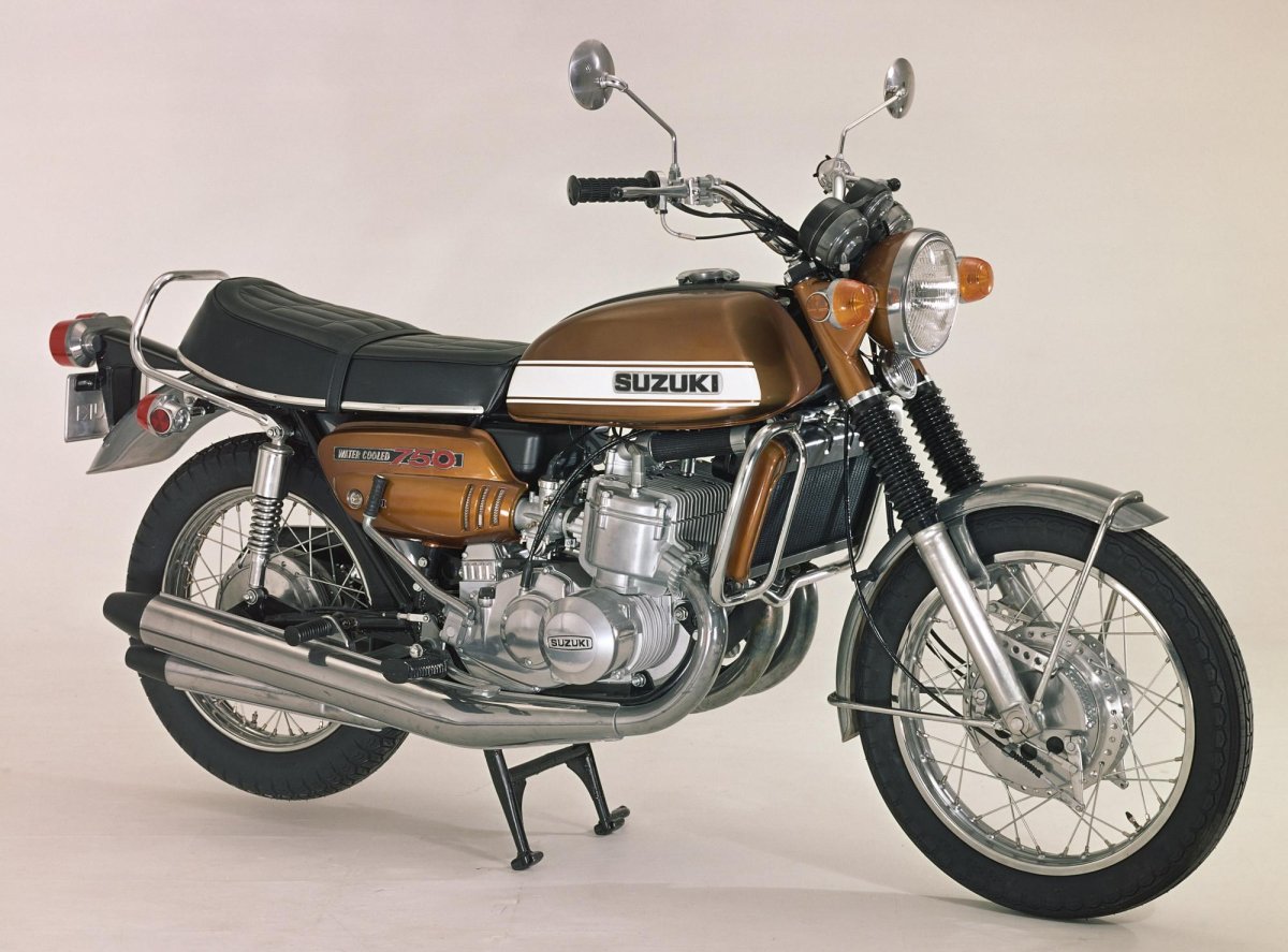 Suzuki gt750