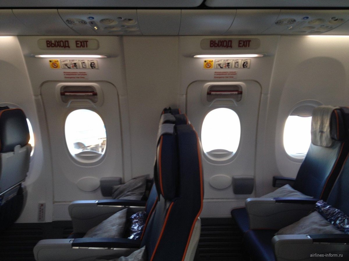 Boeing 737-800 салон