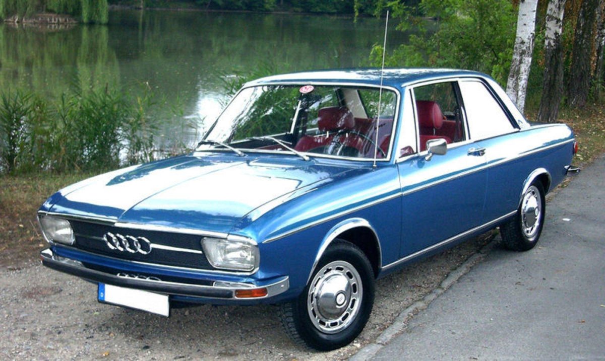 Audi 100 c1