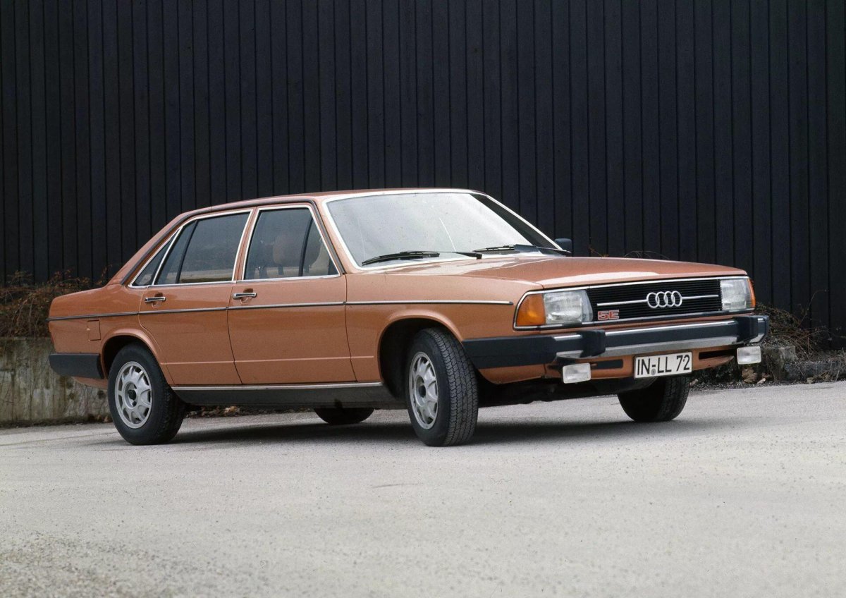 Audi 100 с2