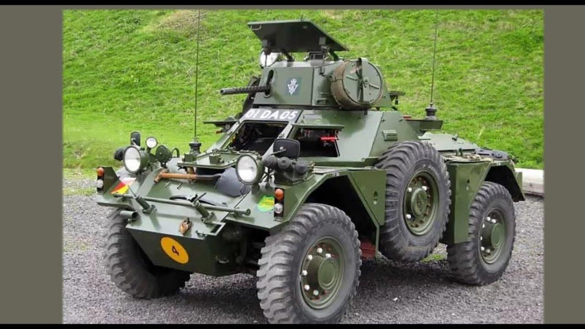 Феррет бронеавтомобиль