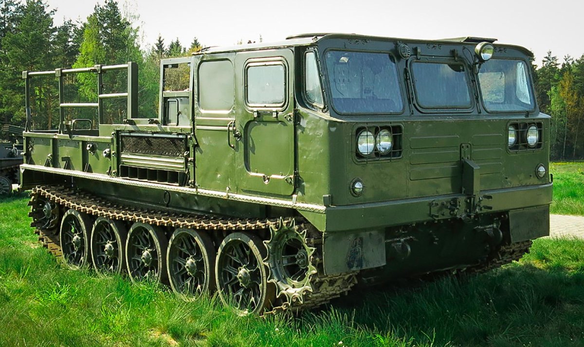 Артиллерийский тягач АТС-59г