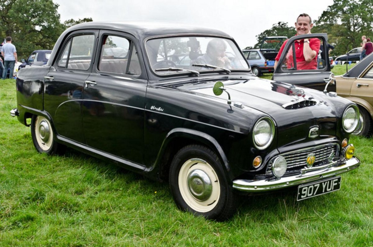 Austin a40