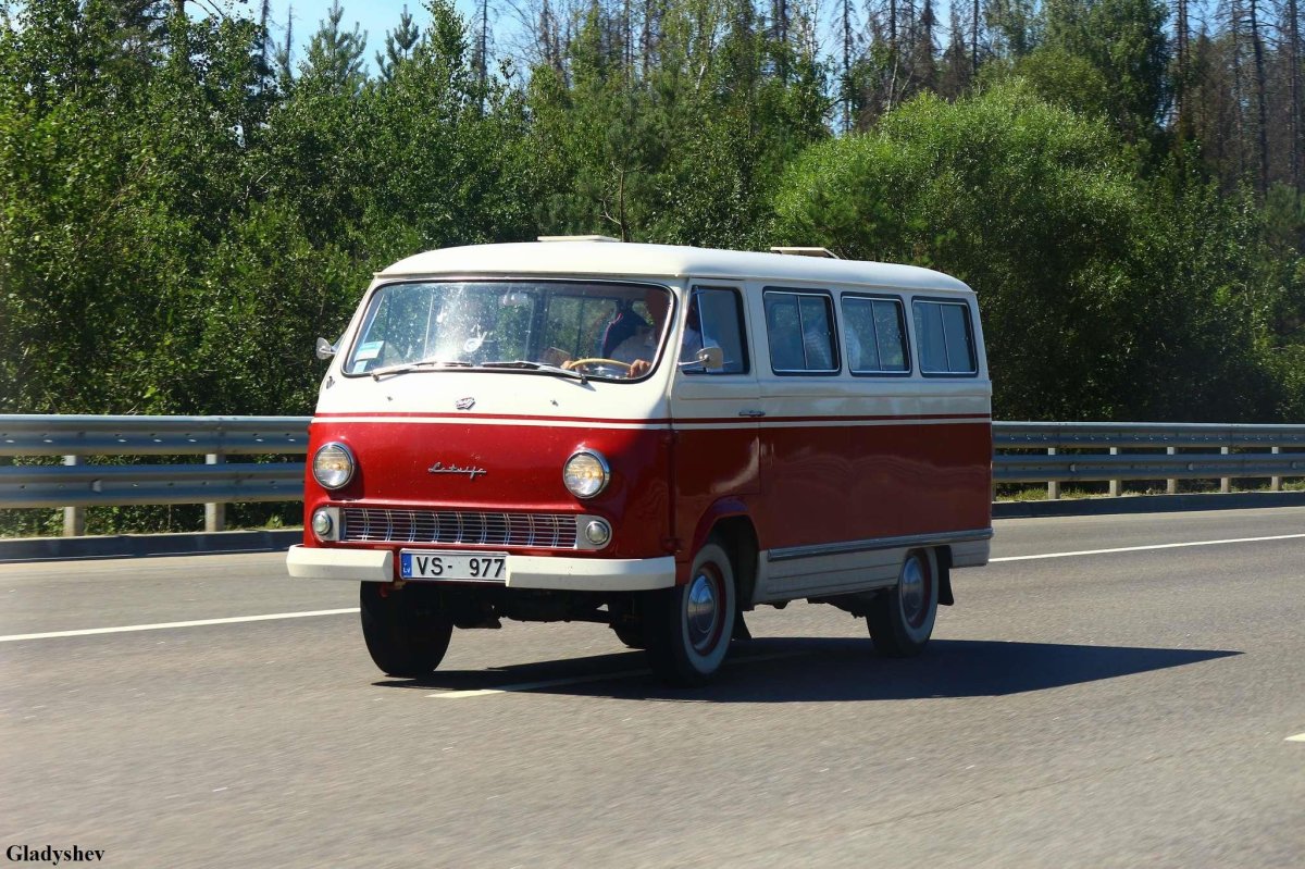 РАФ-977 «Латвия»