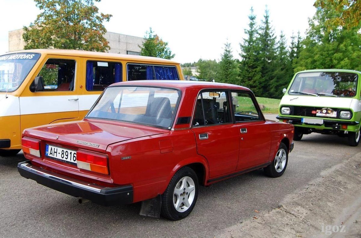 Лада Латвия 2107