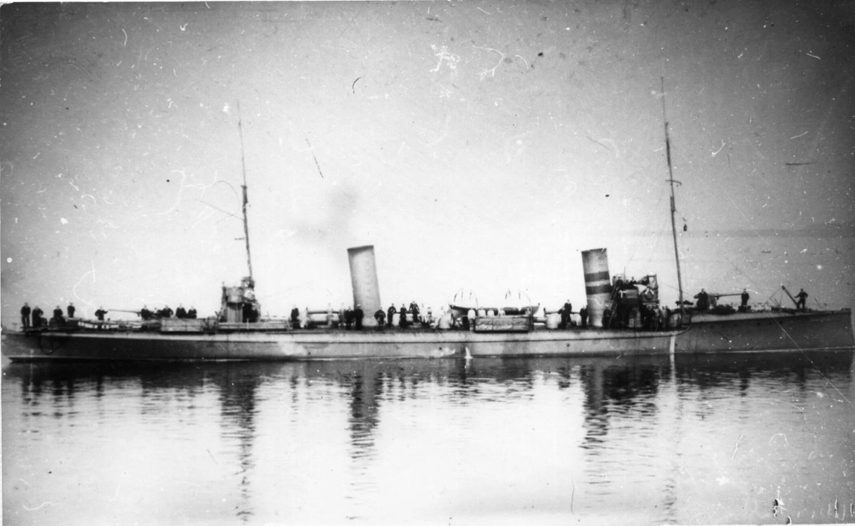 Эскадренные миноносцы типа «инженер-механик Зверев»