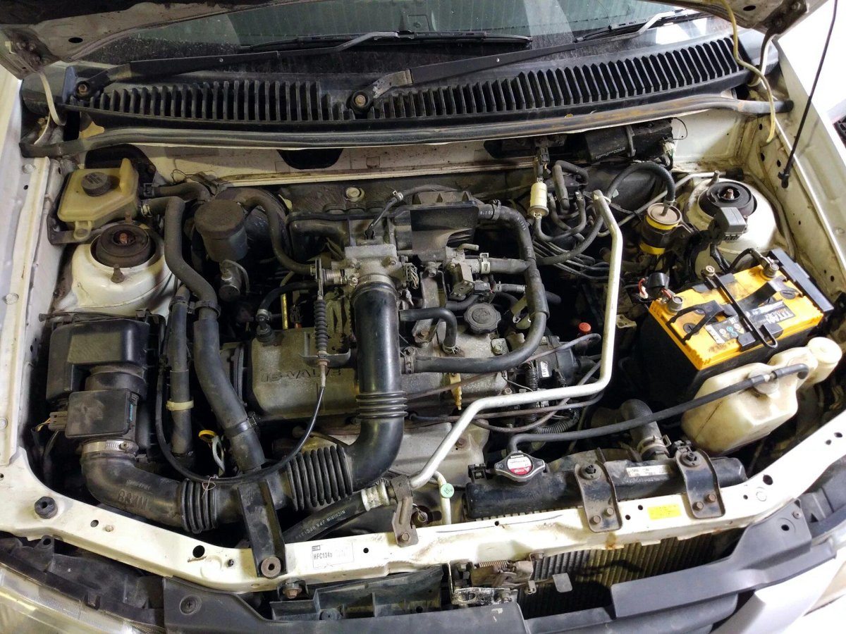 Мазда Демио 2001 под капотом