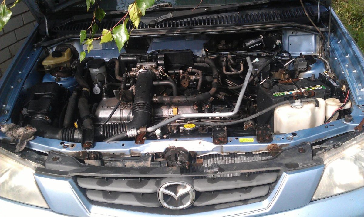Мазда Демио 2001 под капотом
