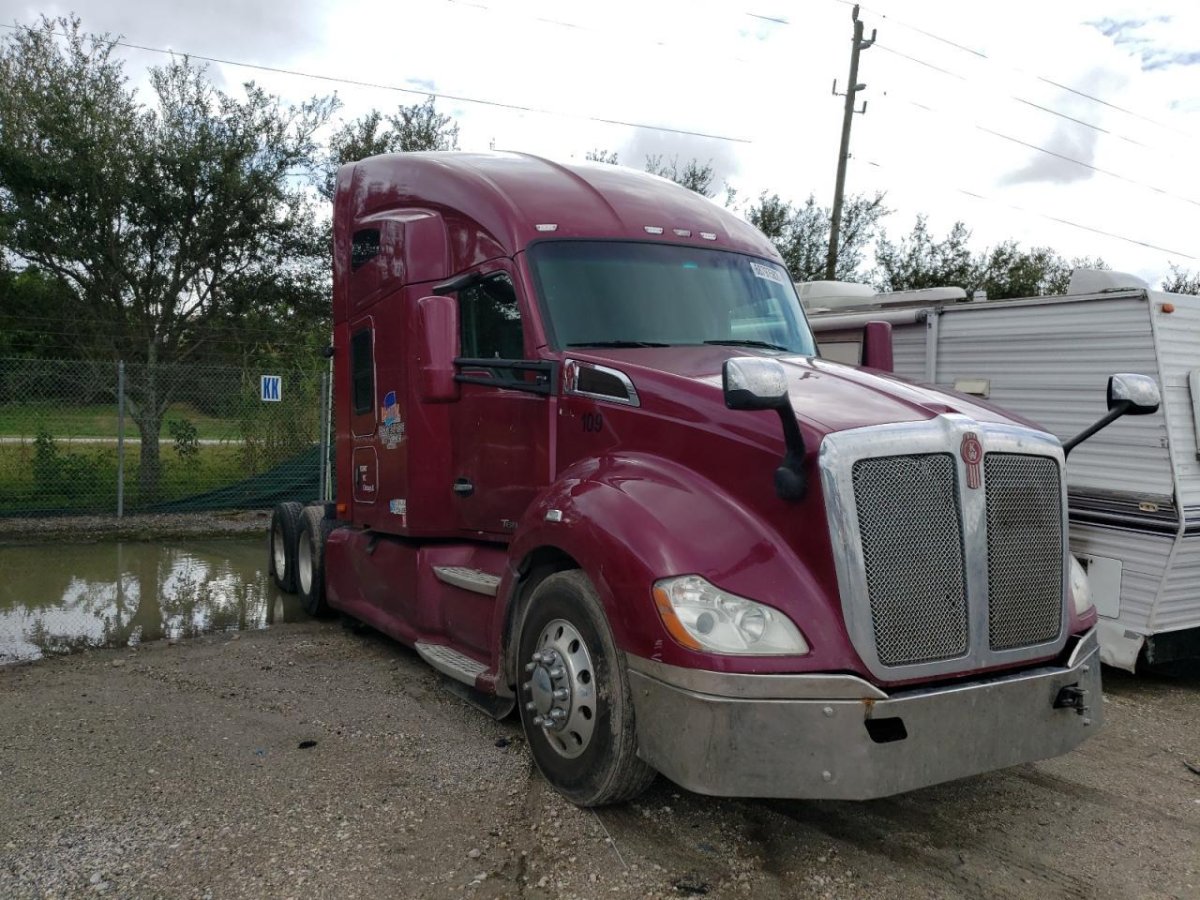 Кенворт т680 2022